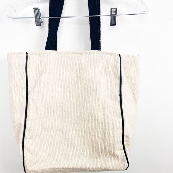 NWT Twig & Arrow embellished shell Canvas tote - Picture 8 of 8